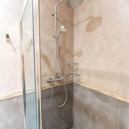 Superbe Avec Jardin Piscine, Garage Appartamento