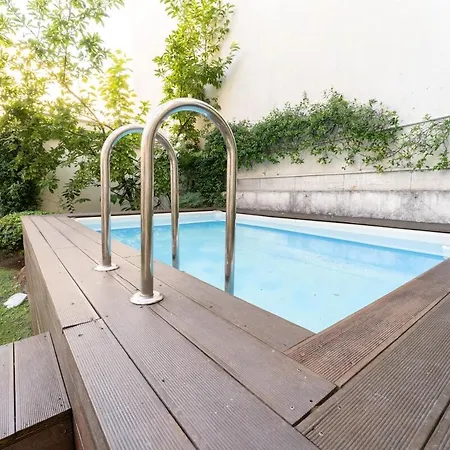 Superbe Avec Jardin Piscine, Garage * ניס